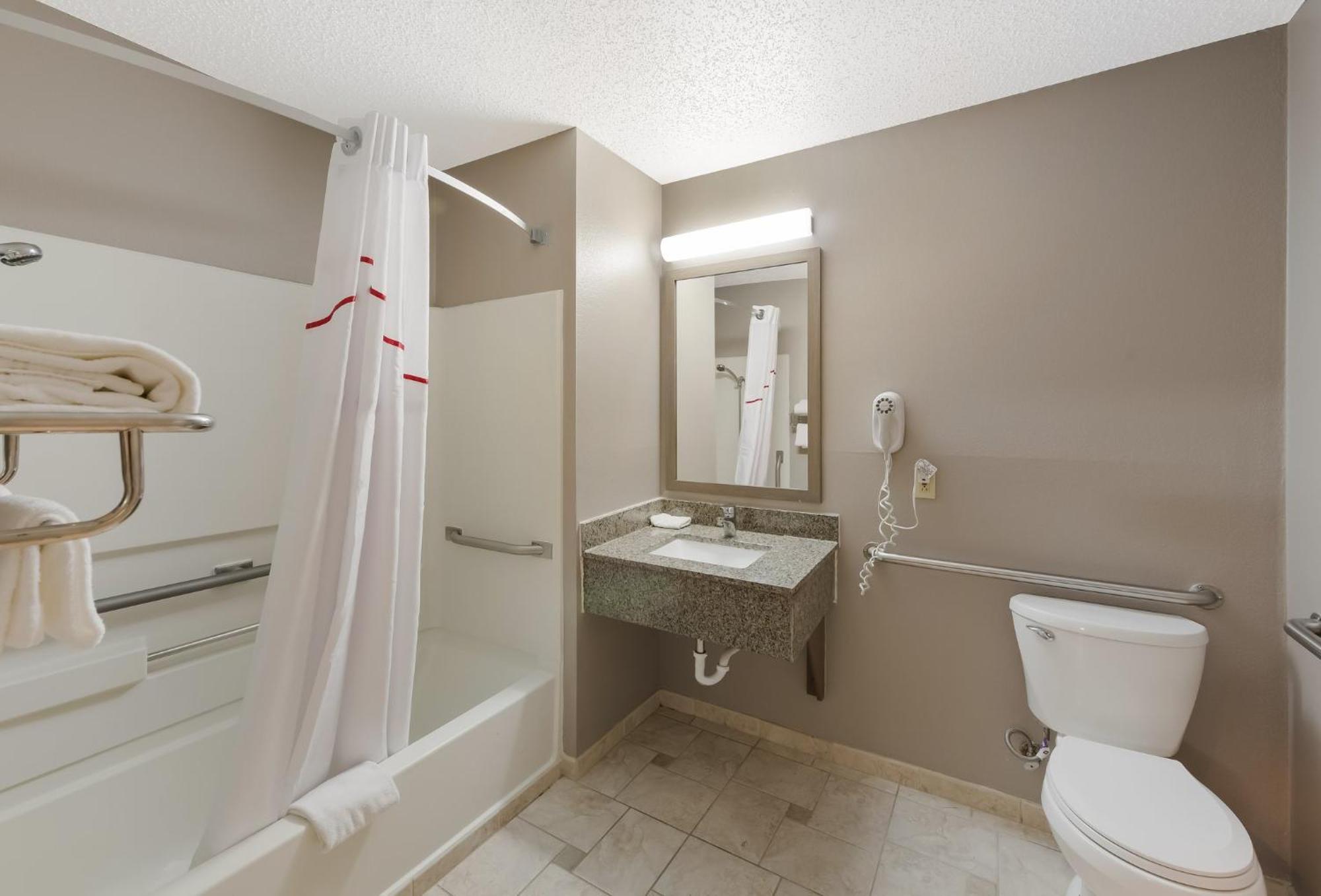 Red Roof Inn Мэнсфилд Экстерьер фото